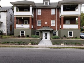 301 Gilmer Ave in Roanoke, VA - Foto de edificio - Building Photo