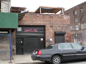 221 N 9th St in Brooklyn, NY - Building Photo - Building Photo