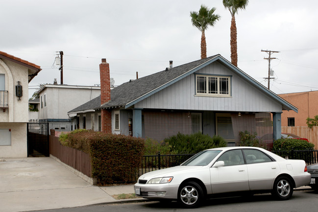 3780-3784 Arnold Ave in San Diego, CA - Foto de edificio - Building Photo