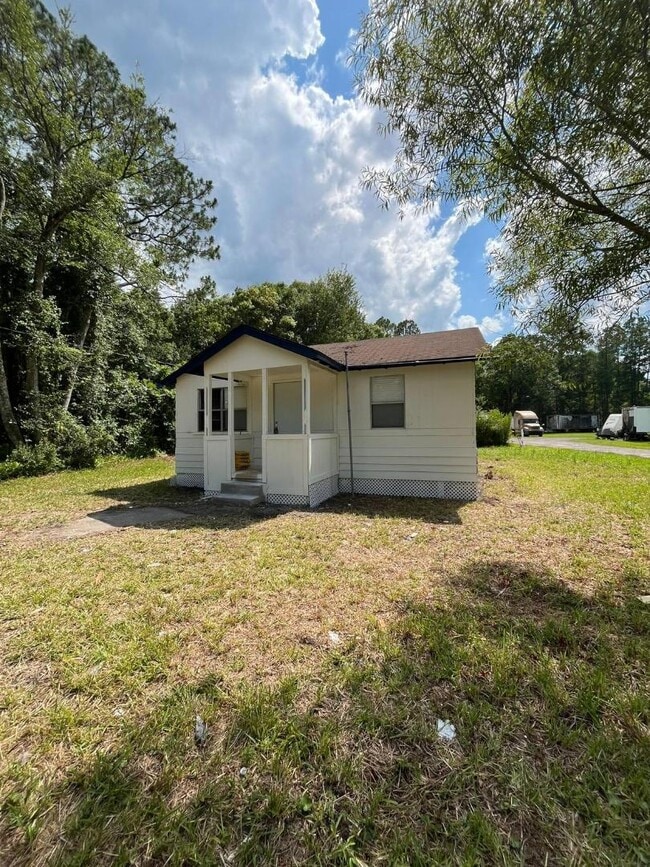 property at 1552 Co Rd 225