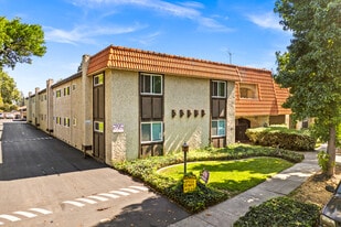 Pruneyard Apartments in Campbell, CA - Building Photo