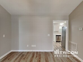 2028 Ballston Pl in Knightdale, NC - Foto de edificio - Building Photo