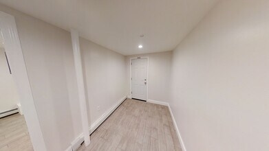 130 Putnam St, Unit 2 in Boston, MA - Building Photo - Building Photo