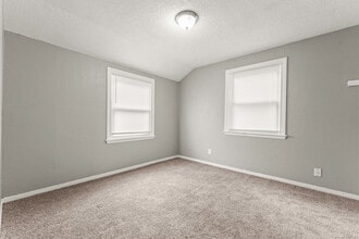 103 Cannon Rd in East Hartford, CT - Building Photo - Building Photo