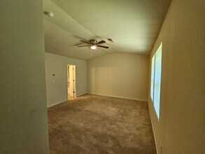 2383 Hackamore Dr in Atlanta, GA - Building Photo - Building Photo