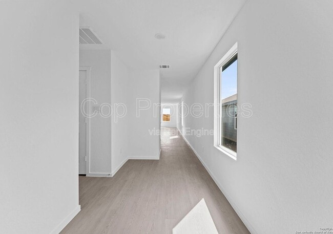 3785 Swift Fox Rd in New Braunfels, TX - Building Photo - Building Photo