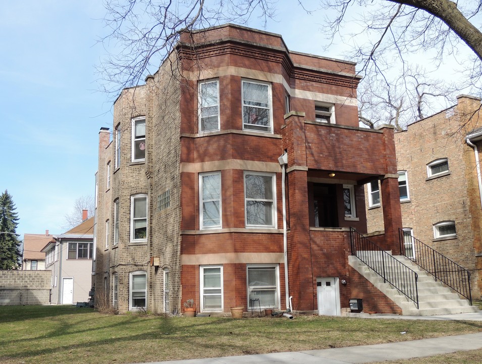 443 Elgin Ave in Forest Park, IL - Building Photo