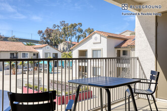 7245 Charmant Dr, Unit FL2-ID16 in San Diego, CA - Building Photo - Building Photo