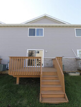 25 Alydar Dr in North Liberty, IA - Foto de edificio - Building Photo