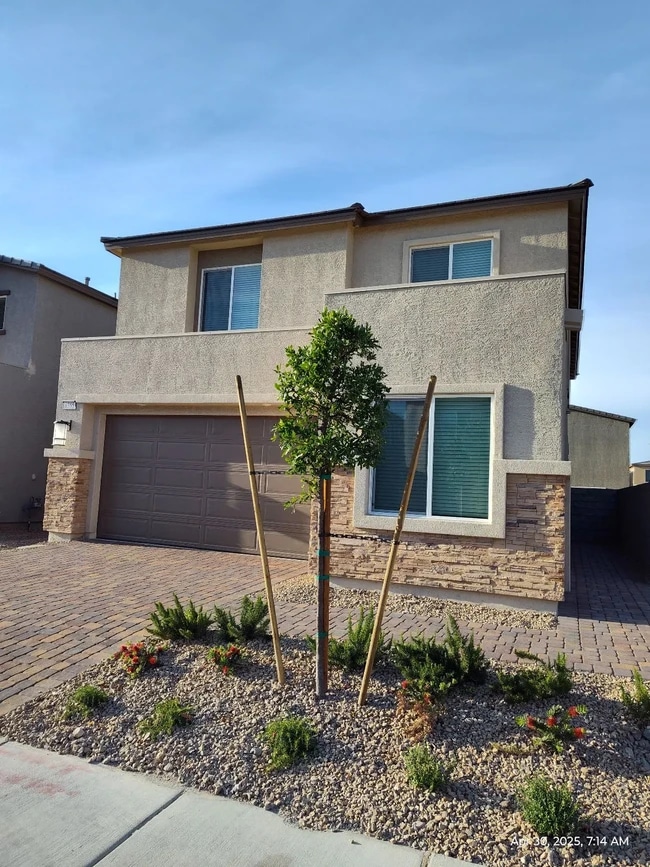 8355 Hayden Hills Ave
