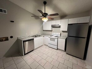 6809 Tiki Ln in Pensacola, FL - Building Photo - Building Photo