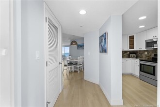 3880 N Hwy A1A, Unit 802 in Fort Pierce, FL - Building Photo - Building Photo