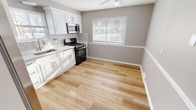 1177 Connie in Madison Heights, MI - Building Photo - Building Photo