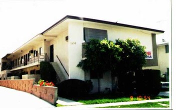 1336 N Citrus Ave in Los Angeles, CA - Building Photo - Building Photo