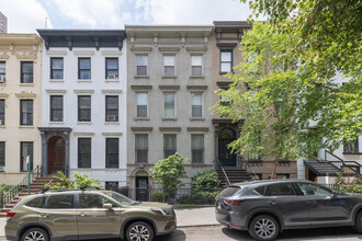 170 E 93rd St in New York, NY - Building Photo - Building Photo