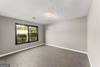 59 Sloan St in Mcdonough, GA - Building Photo - Building Photo