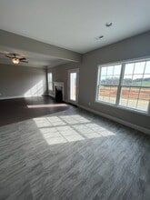 8145 Equinox Ln in Powell, TN - Building Photo - Building Photo