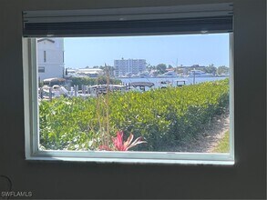 1320 Blue Point Ave in Naples, FL - Building Photo - Building Photo