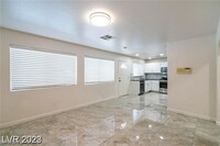 9280 Cool Creek Ave in Las Vegas, NV - Building Photo - Building Photo