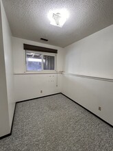4813-4854 54 St in Olds, AB - Building Photo - Building Photo