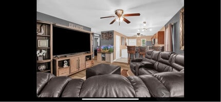 1624 N Cherry St in Winston-Salem, NC - Foto de edificio - Building Photo