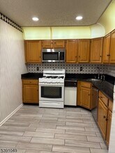 77 Howard St in Newark, NJ - Building Photo - Building Photo