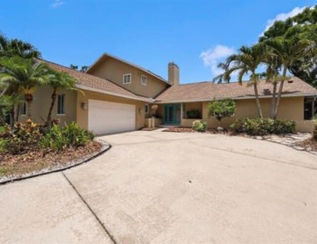 115 Lake Shore Dr E in Palm Harbor, FL - Building Photo - Building Photo