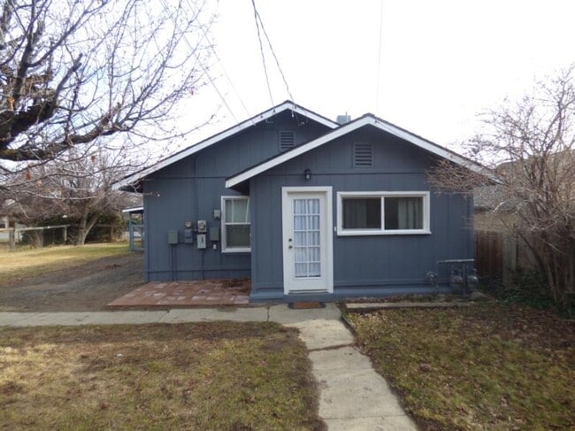 property at 752 Sierra St