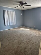 133 Elizabeth Dr in Branson, MO - Foto de edificio - Building Photo