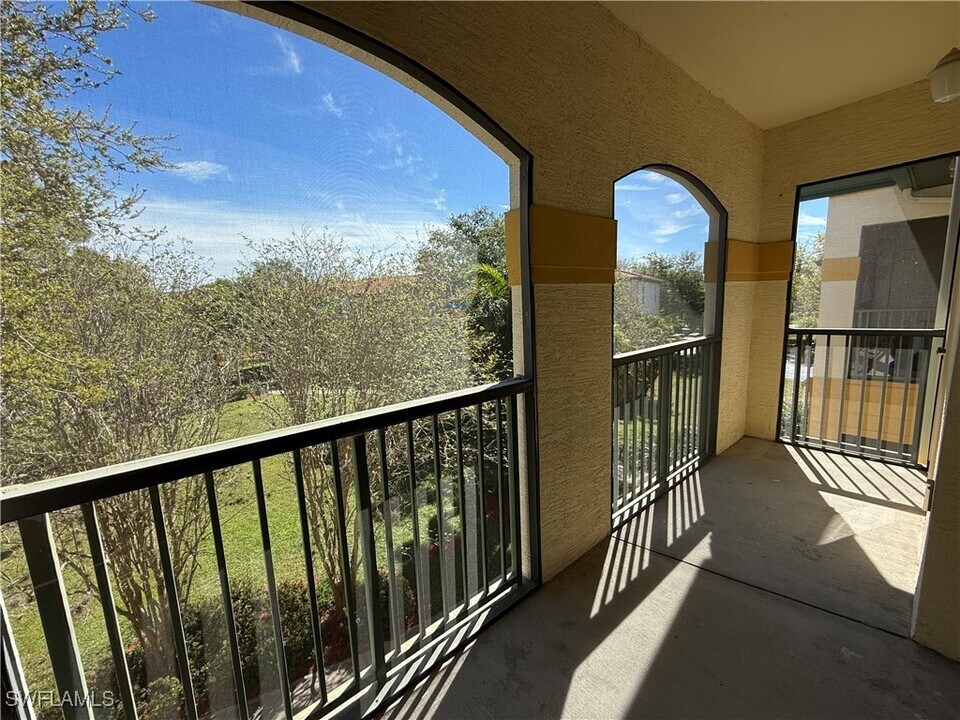 11541 Villa Grand in Ft. Myers, FL - Building Photo