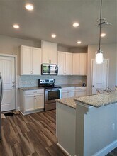 1704 Constanta Dr in Austin, TX - Building Photo - Building Photo