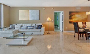 1850 S Ocean Dr, Unit 3107 in Hallandale Beach, FL - Building Photo - Building Photo