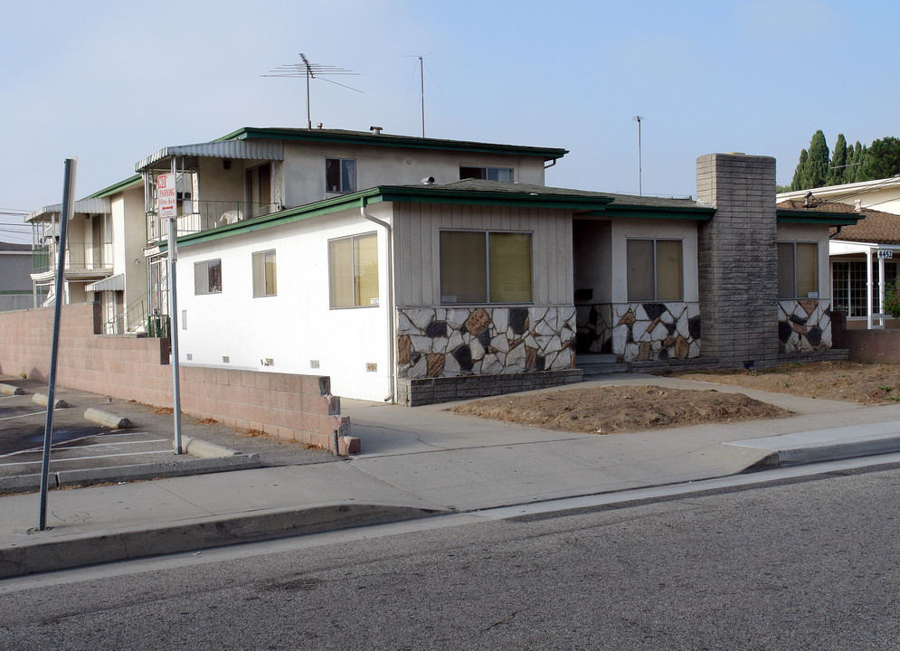 4444 W 129th St in Hawthorne, CA - Building Photo