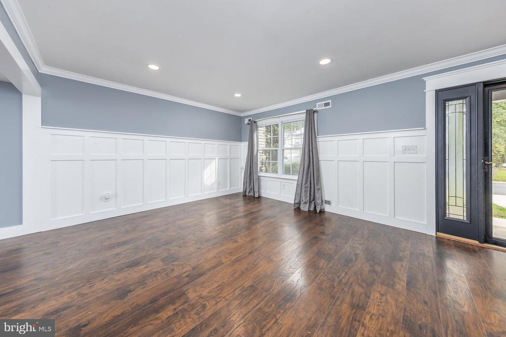 9 Madison St in Swedesboro, NJ - Building Photo