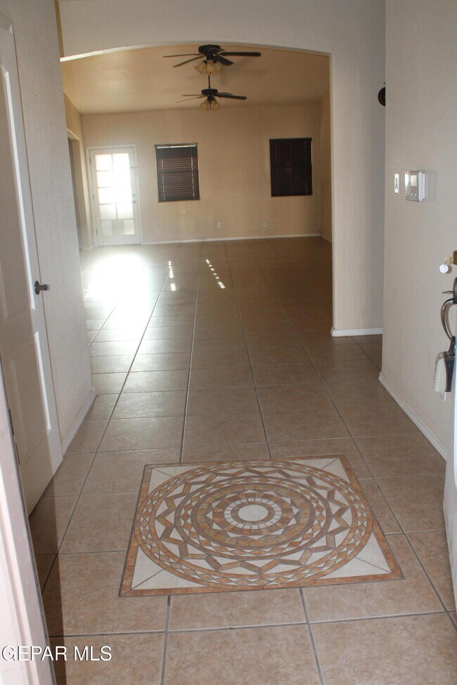 3645 SAMMY REECE Pl in El Paso, TX - Building Photo - Building Photo