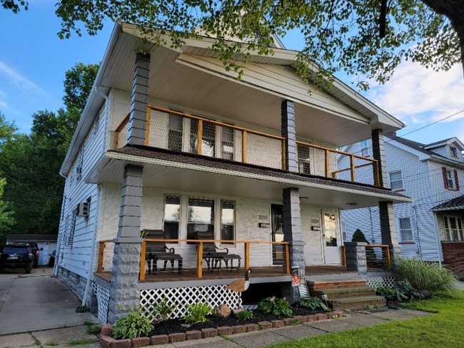 property at 3331 Grantwood Dr