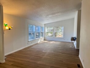6414 Cady Rd in Everett, WA - Building Photo - Building Photo