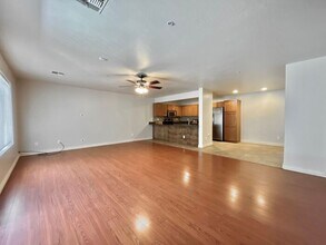 16021 N 30th St in Phoenix, AZ - Building Photo - Building Photo