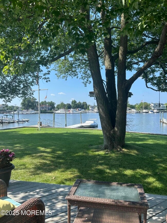 property at 12 Lori Rd