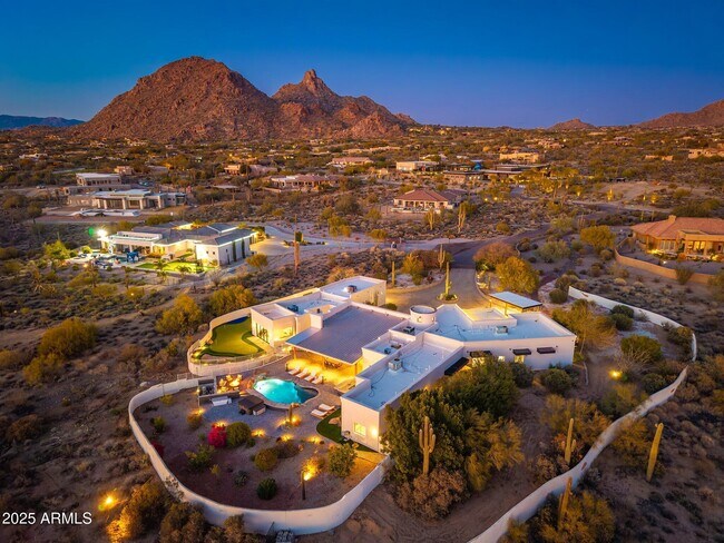 property at 9525 E Buckskin Trail