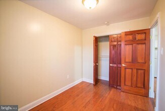 1124 E Passyunk Ave in Philadelphia, PA - Building Photo - Building Photo