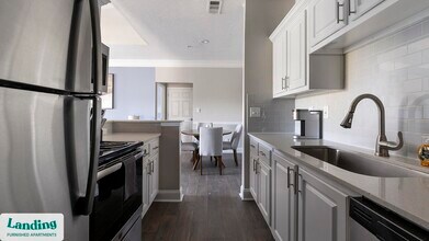 100 Crossing Blvd in Mcdonough, GA - Building Photo - Building Photo