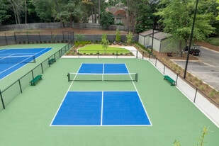 Grand Highlands Apartments in Birmingham, AL - Building Photo