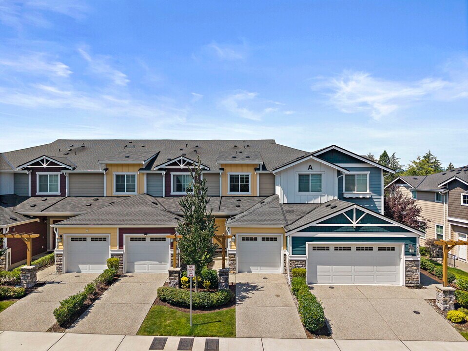 22328 88th Ave S in Kent, WA - Building Photo