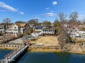 74 Seneca Pl in Oceanport, NJ - Building Photo - Building Photo