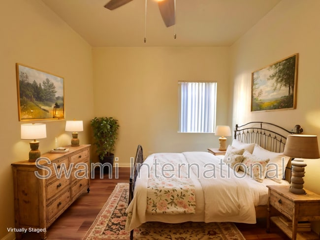 2080 Chestnut Ave in Long Beach, CA - Building Photo - Building Photo