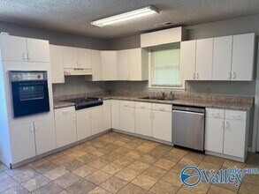 10804 Paradise Shores in Athens, AL - Building Photo - Building Photo
