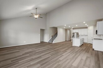 907 Edgehurst Dr, Unit 1-080 in McKinney, TX - Building Photo - Building Photo