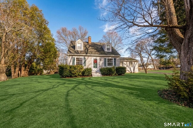 99 Bay View Ave in Groton, CT - Building Photo - Building Photo