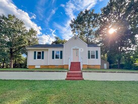 1308 Liberty Ave in Hopewell, VA - Building Photo